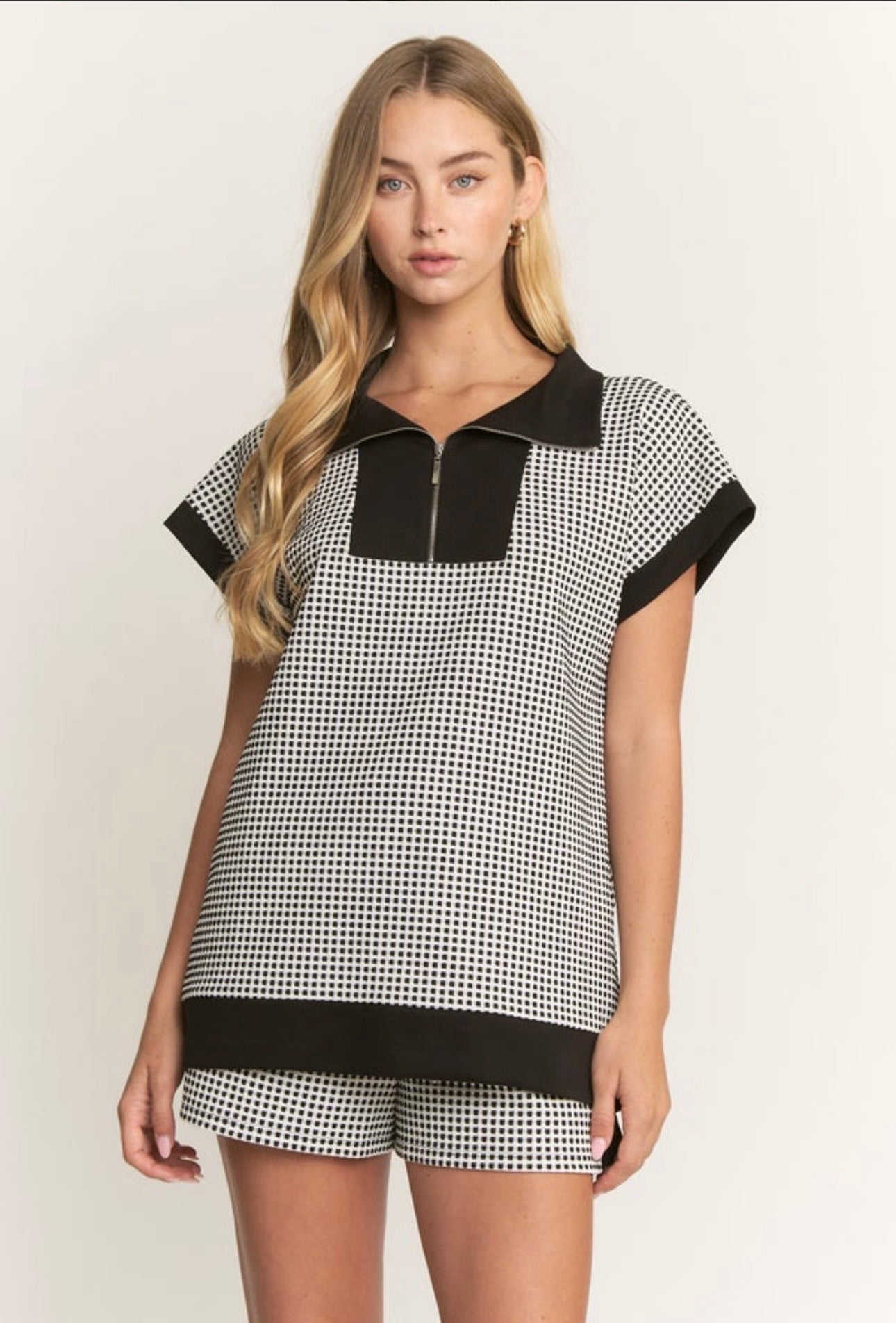 Ivory Gingham Collared Set