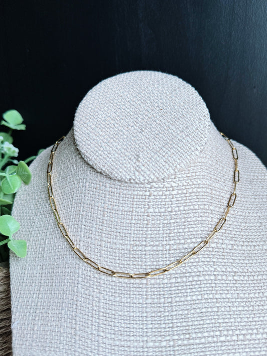 Gold Basic Paper Clip Necklace