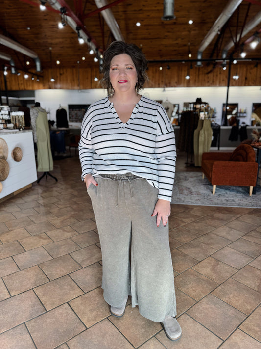Curvy Olive Acid Wash Cropped Pants