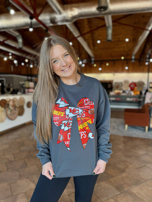 Chiefs Print Bow Crewneck