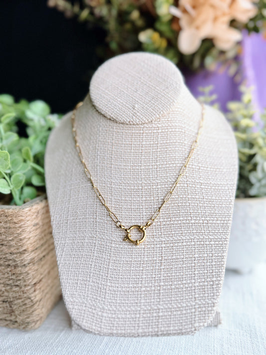 Gold Chain Link Circle Necklace