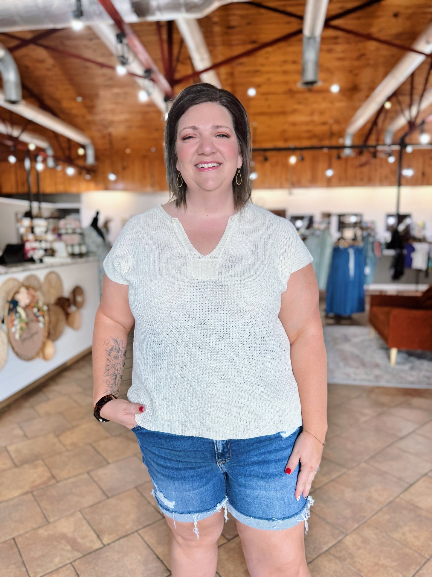 Curvy Jana's Cuffed Denim Shorts