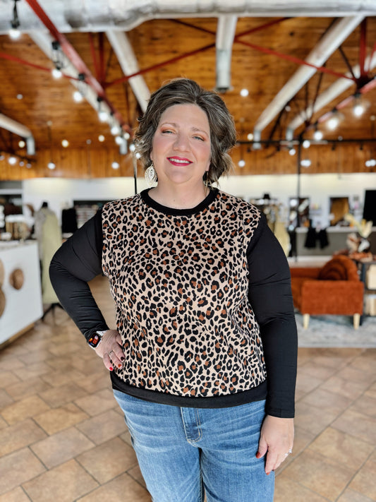 Curvy Leopard Sweater Vest