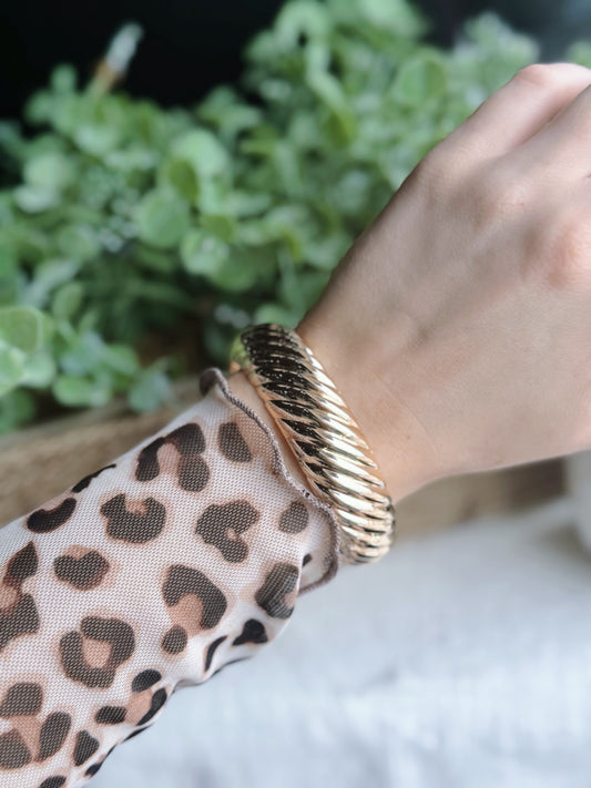 Gold Textured Bangle Bracelet